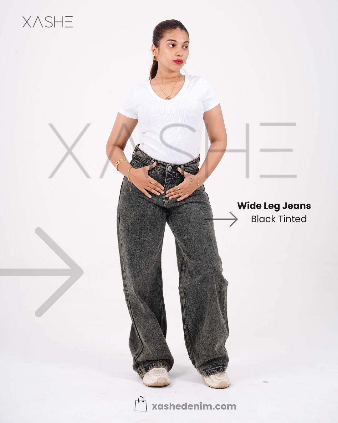 Women's Black Tinted Jeans